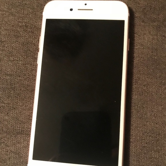 Rose gold iPhone 7 32 fb Verizon - Picture 2 of 3